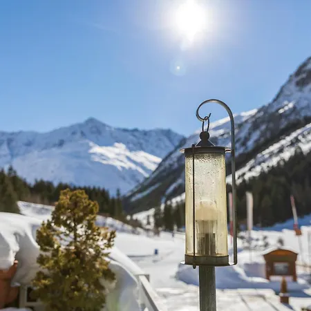 Hotel Genusshotel Sonnblick Sankt Leonhard im Pitztal