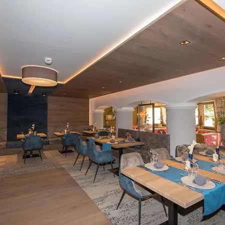 Genusshotel Sonnblick 호텔 장크트 리온하드 임 피츠탈