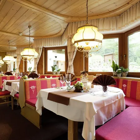 Hotel Genusshotel Sonnblick 4*