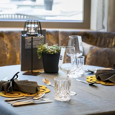 ホテル Genusshotel Sonnblick ザンクト・レオンハルト・イム・ピッツタール