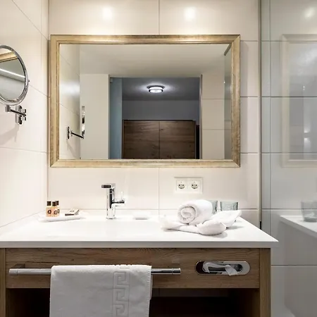 Genusshotel Sonnblick 4* ザンクト・レオンハルト・イム・ピッツタール