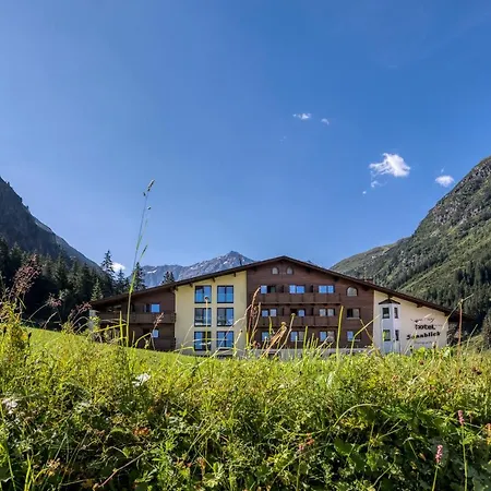 Hotel Sonnblick 4*