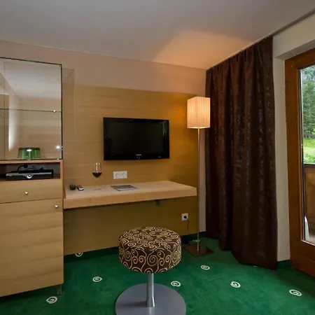 ホテル Genusshotel Sonnblick 4*